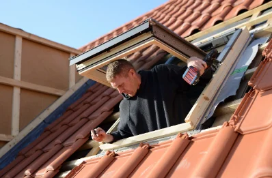 Pose de fenêtres de toit Velux à Bettelainville